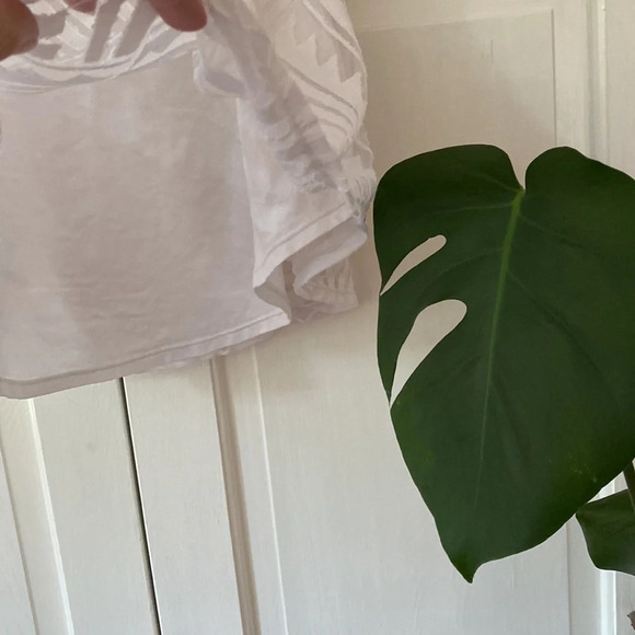 Neon Buddha White Tank Textured Size‎ XS - Picture 2 of 6